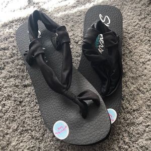 Sketcher Yoga Foam Sandals